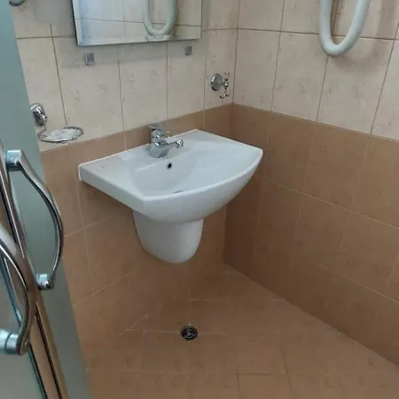 Отель семеен 